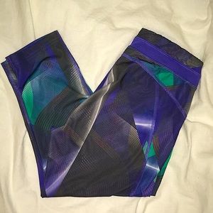 puma capri leggings size small S purple